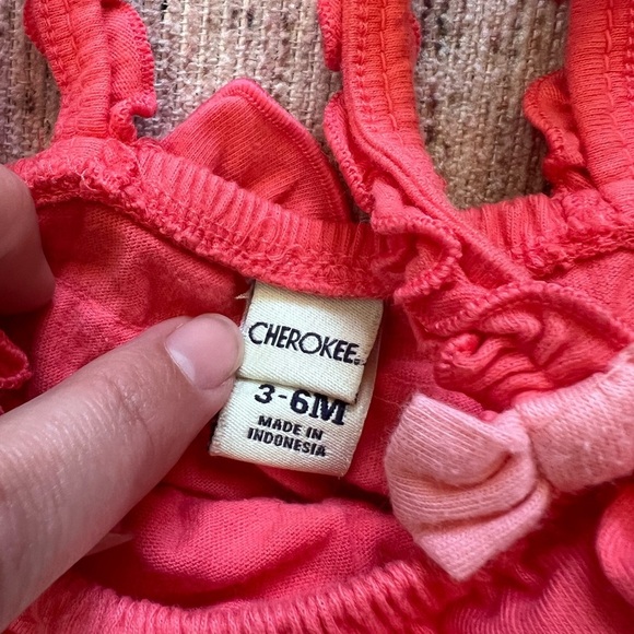 Cherokee Pink Ruffled Matching Set for Playful Days - Picture 3 of 3
